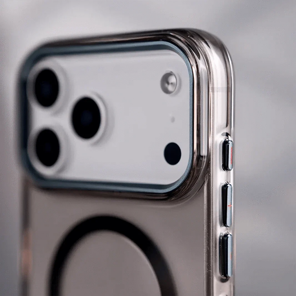 Crystal Clear MagSafe Case