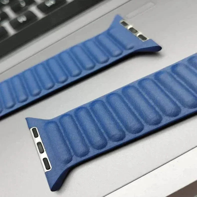 Leather Texture Magnetic Link Strap