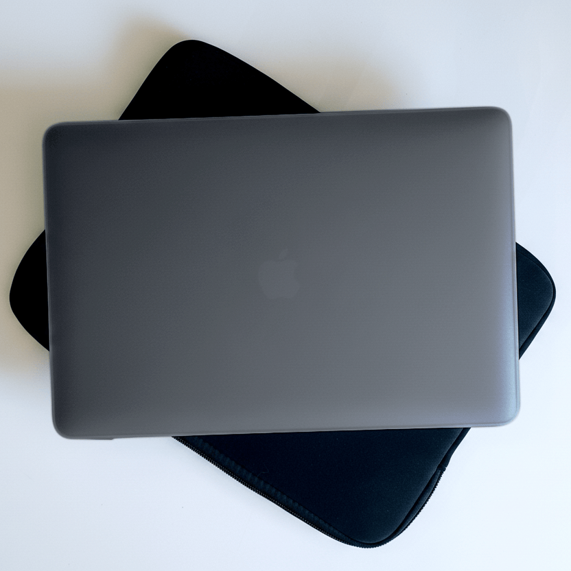 Hardshell Case with Keyguard Smoke